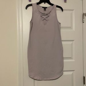 EUC Forever 21 Sleeveless Gray Top/Dress, lattice front & Curved hemline, Sz Lg